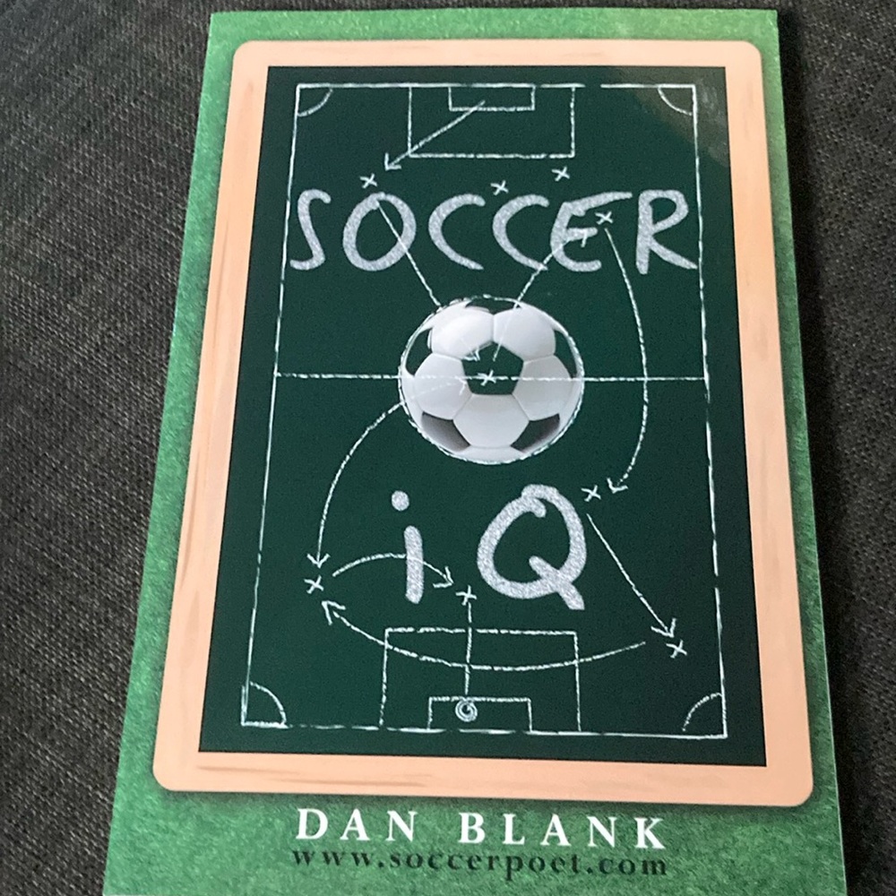 Free w bundle🎁Like new Soccer IQ player coach team futbol training fitness